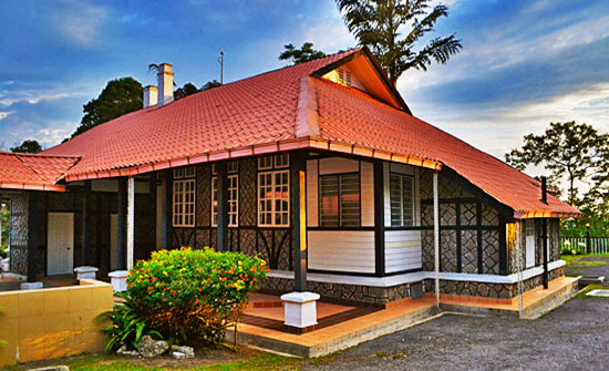 BUNGALOWS IN FRASER'S HILL